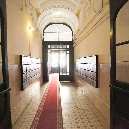 Royal Center Apartment Budapest Ngoại thất bức ảnh