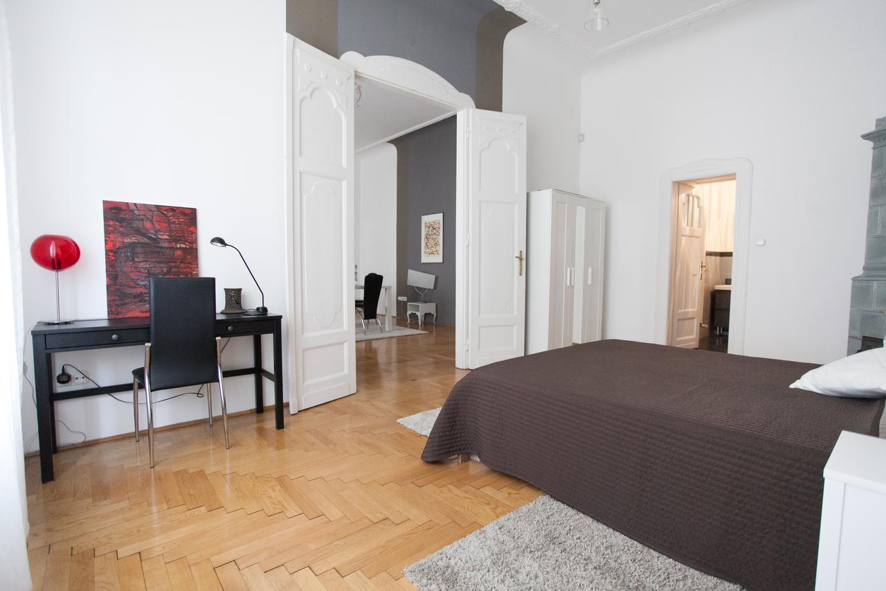 Royal Center Apartment Budapest Ngoại thất bức ảnh