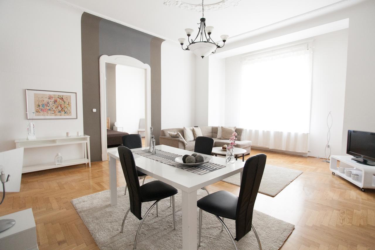 Royal Center Apartment Budapest Ngoại thất bức ảnh